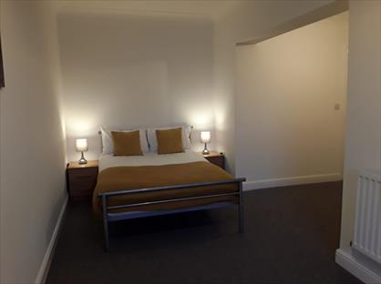 Room in a Shared House, Queen Street, DN22