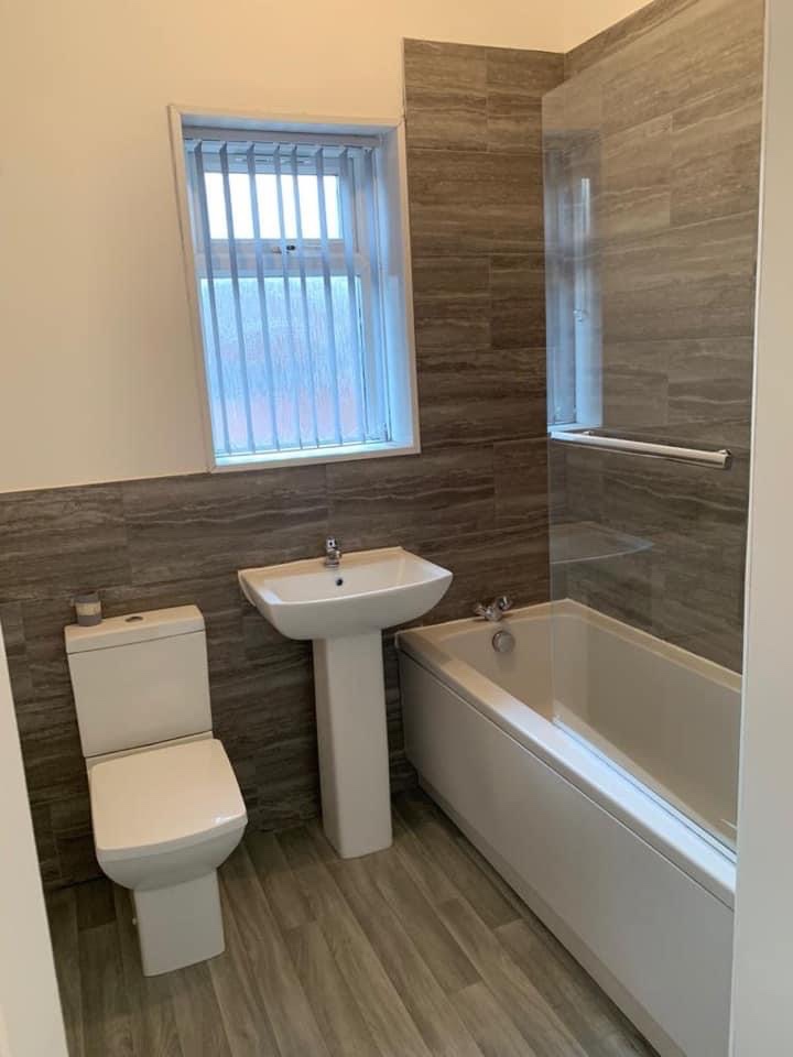 Chadderton, Oldham 2 Bed Terraced House, Garforth Street, OL9 To Rent Now for £895.00 p/m