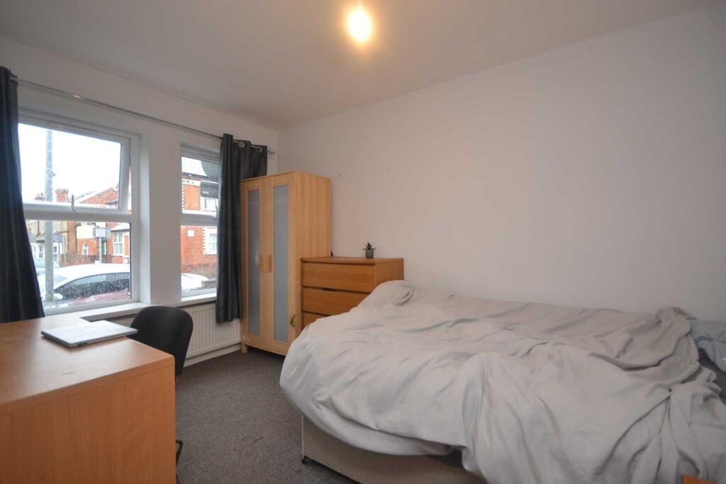 Additional image 17 of 5 Bed Terraced House, Pitcroft Avenue, RG6, N1 7GU