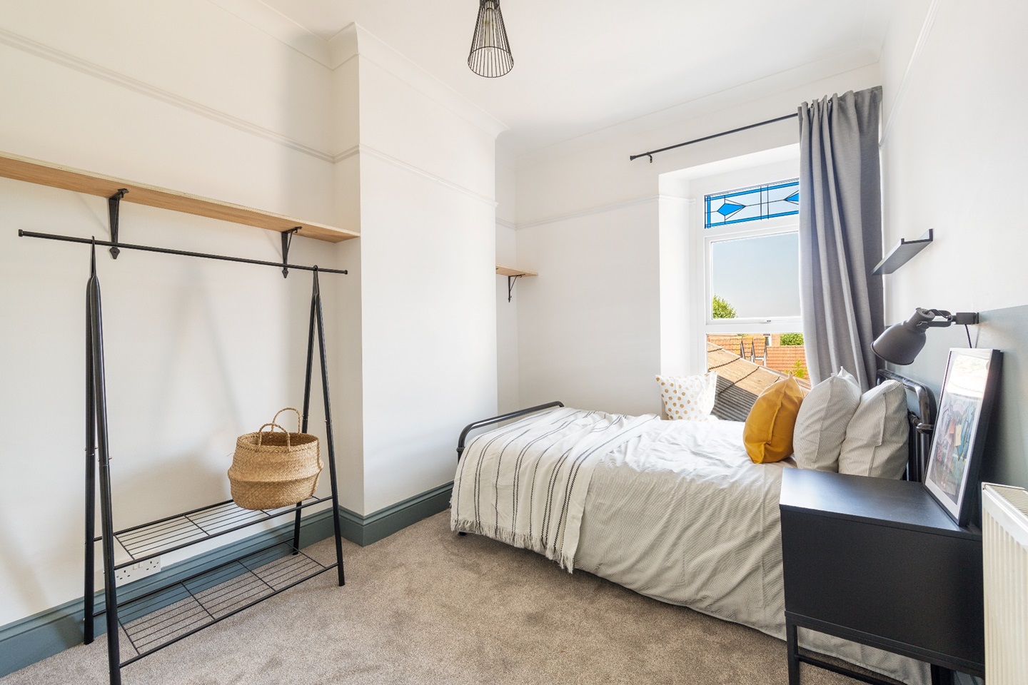 Staple Hill, Bristol Room in a Shared House, High Street, BS16 To