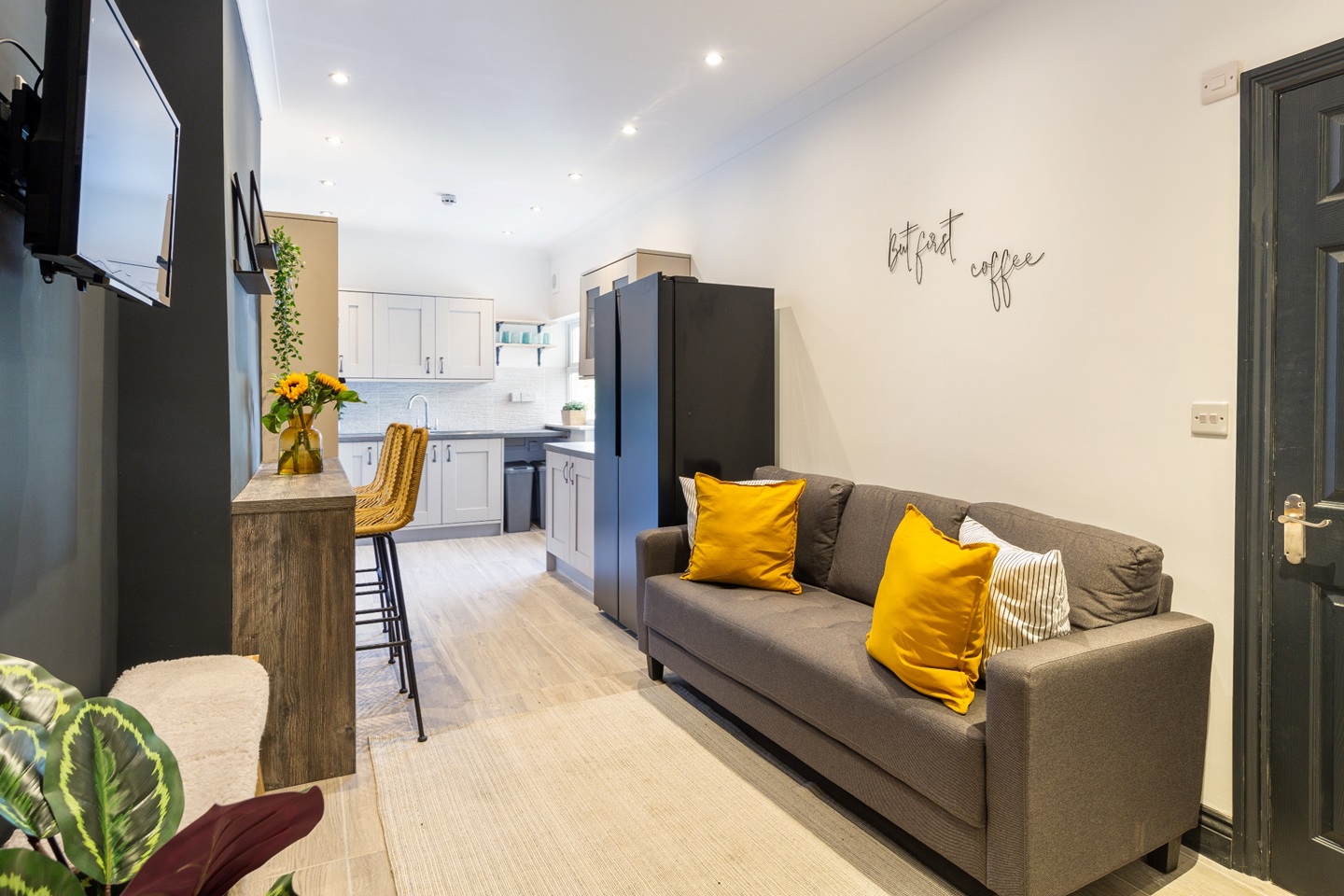 Staple Hill, Bristol Room in a Shared House, High Street, BS16 To