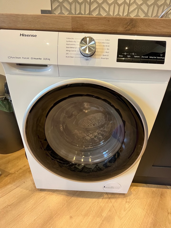 Cardiff 1 Bed Flat, Whitchurch Road, CF14 To Rent Now for £800.00 p/m