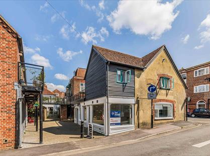 2 Bed Flat, Baffins Lane, PO19