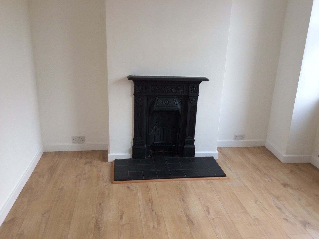 1 Bed Flat, Coombe Terrace, BN2, N1 7GU