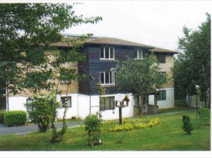 Studio Flat, Fairbairn Close, CR8
