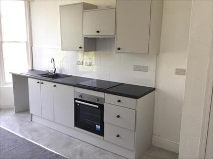 1 Bed Flat, Crown Crescent, YO11
