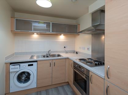 1 Bed Flat, Brunswick House, SN1