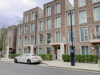4 Bed Terraced House, Starboard Way, E16