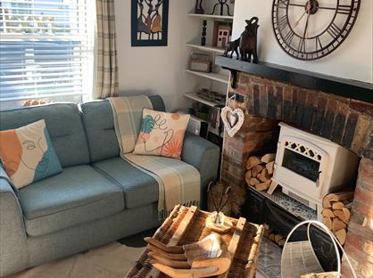 1 Bed Terraced House, Ferry Road, TN31