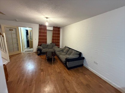 3 Bed Semi-Detached House, Beaford Road, M22