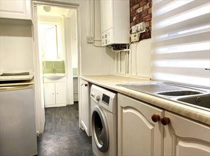 3 Bed Flat, Ecclesbourne Road, CR7