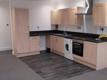 2 Bed Flat, Newmarket House, SK16
