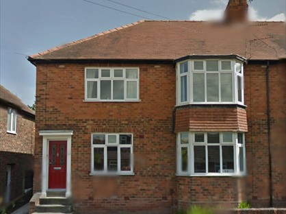 2 Bed Flat, Manor Drive North, YO26