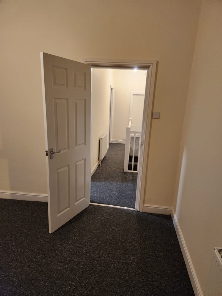 Bolton 3 Bed Terraced House, Tonge Moor Road, BL2 To Rent Now for £