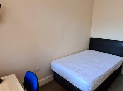 Room in a Shared House, Walgrave Street, HU5