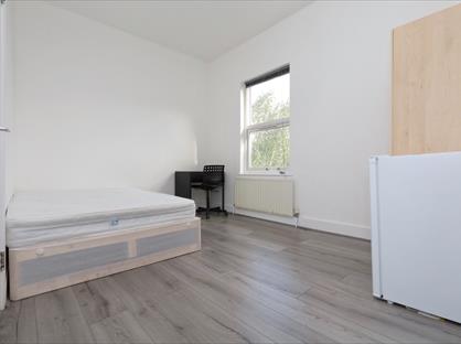 Studio Flat, Ethelburga Road, RM3