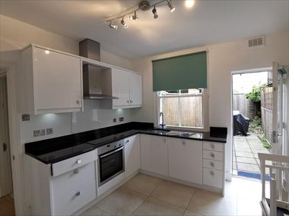 1 Bed Flat, Southfields, SW18