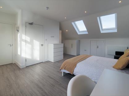 Room in a Shared House, Cardinal Avenue, WD6