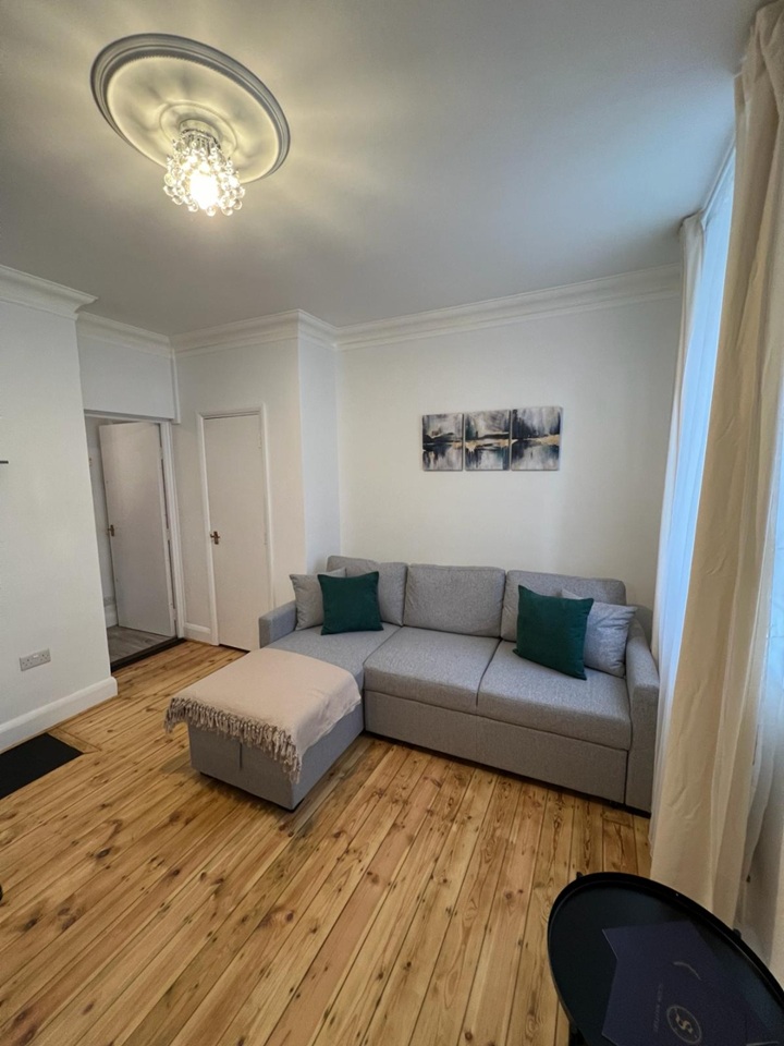 1 Bed Flat, Tothill House, SW1P photo 4