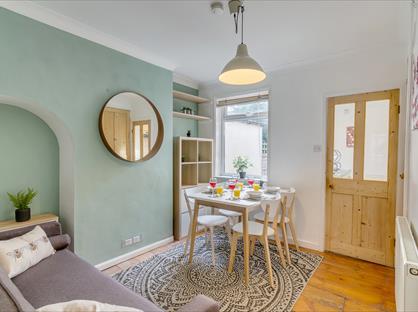 2 bed terraced house for rent in 2 Bed Terraced House, Cambridge Street, NR2