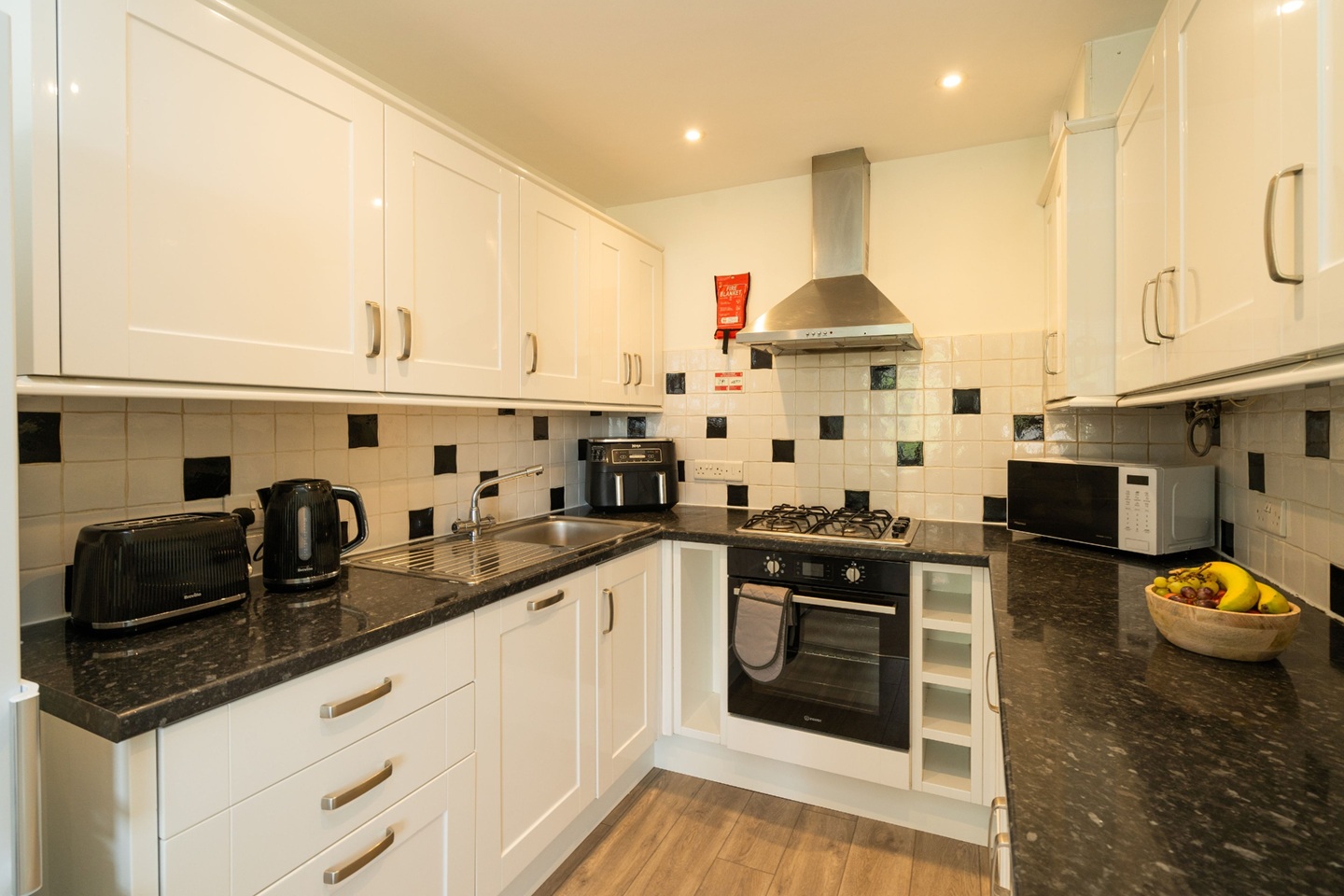 Additional image 16 of 3 Bed Flat, East London Street, EH7, N1 7GU