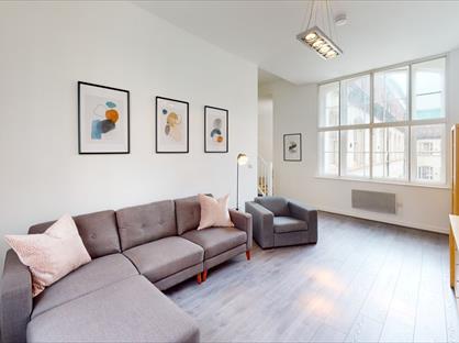 3 Bed Flat, The Albany, L3