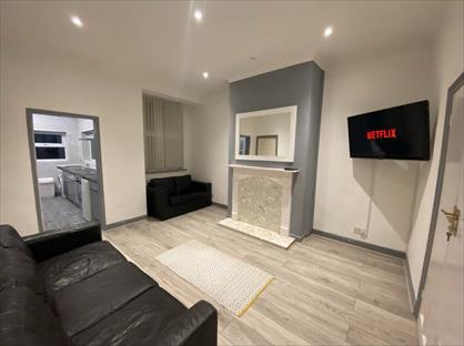 4 Bed Semi-Detached House, Burscough Street, L39