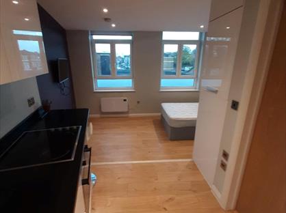 Studio Flat, Mercia Grove, SE13