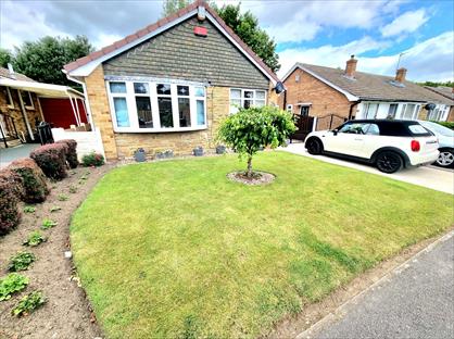 2 Bed Bungalow, Norwood Drive, S72