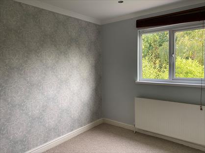 2 Bed Flat, Hatch End, HA5