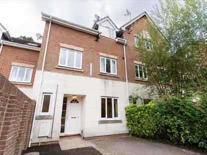 6 Bed Terraced House, Horder Close, SO16