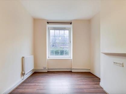 2 Bed Flat, Hornby House, SE11