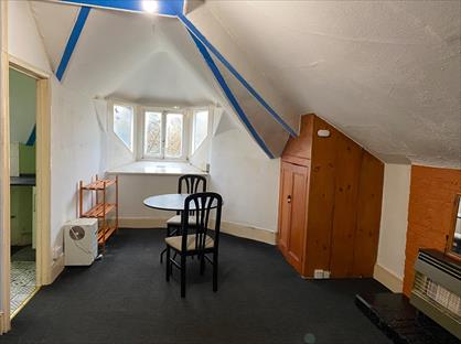 Studio Flat, Liverpool, L17