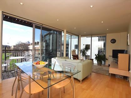 2 Bed Flat, Park West Apartments, SE1