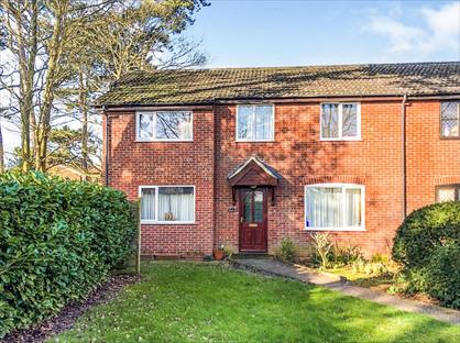 5 Bed Semi-Detached House, William Armstrong Close, IP30