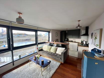 2 Bed Flat, Mill Road, NE8