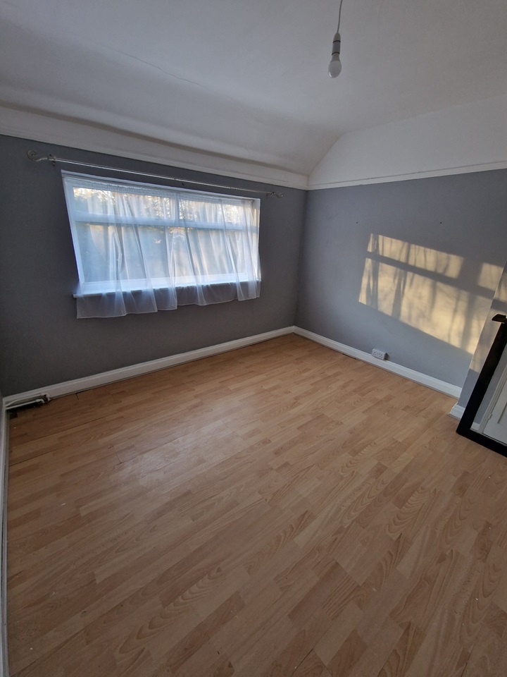 Birmingham 3 Bed Terraced House, Gracemere Crescent, B28 To Rent