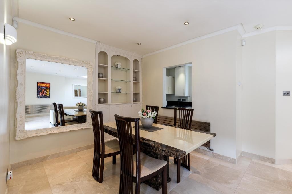 Additional image 5 of 2 Bed Flat, Mount Street, W1K, N1 7GU