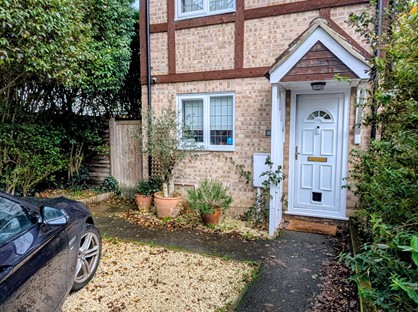 2 Bed Semi-Detached House, St Barnabas Gardens, KT8
