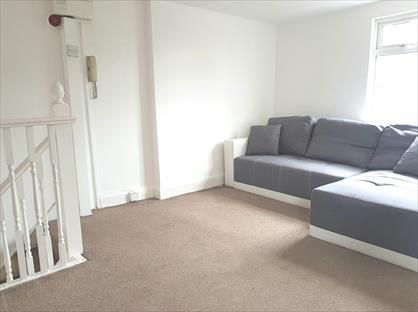 1 Bed Flat, Wightman Road, N8