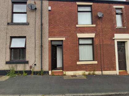2 Bed Terraced House, Quarry Street, OL12