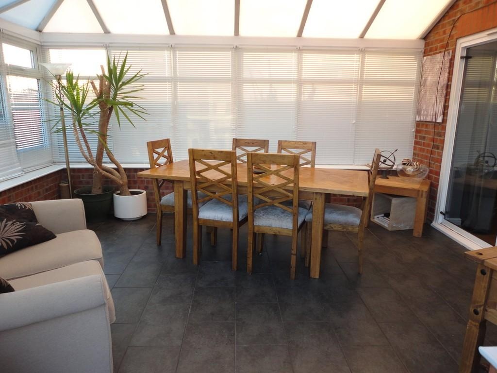 Room in a Shared House, Wallbrook Drive, M9 photo 2