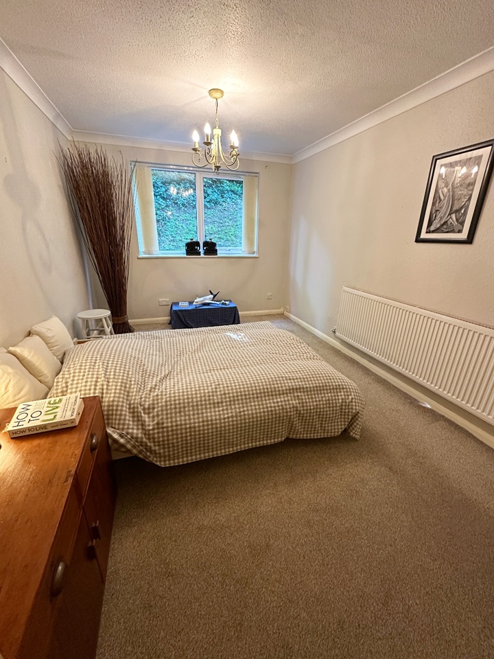 1 Bed Flat, North Drive, BN2 photo 4