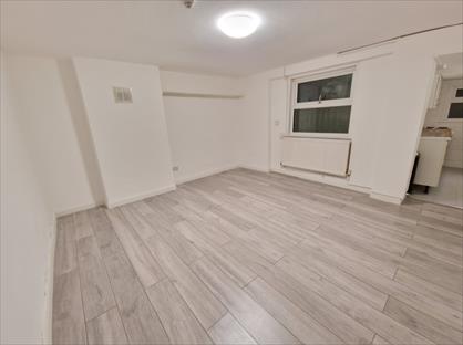 Studio Flat, Upper Tollington Park, N4