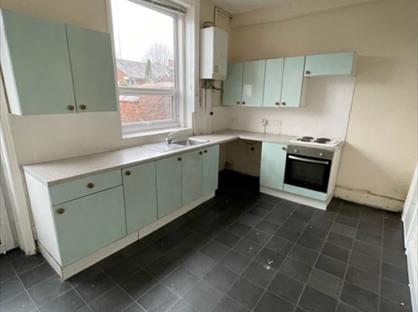2 Bed Terraced House, Forest Street, OL8