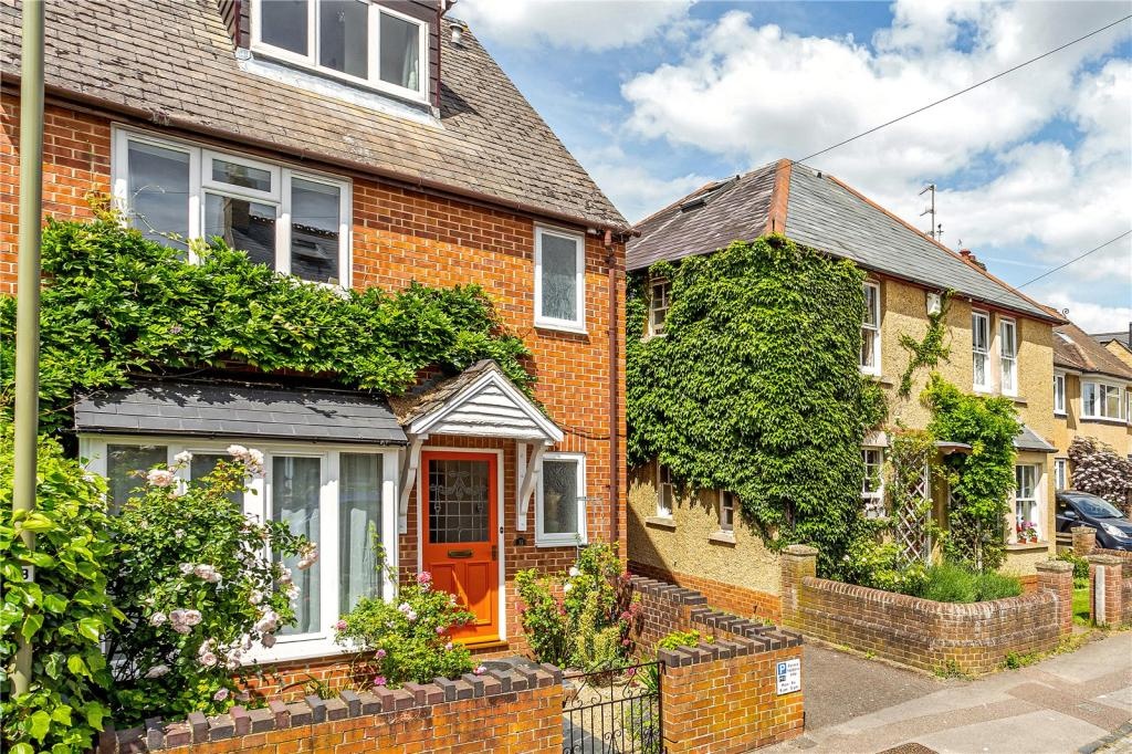 4 Bed Semi-Detached House, Oxford, OX3