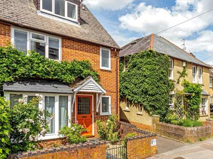 4 Bed Semi-Detached House, Oxford, OX3
