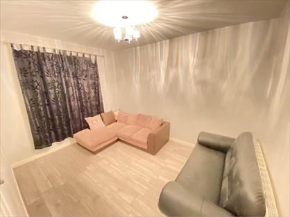 2 Bed Terraced House, Sandringham Road, BB3