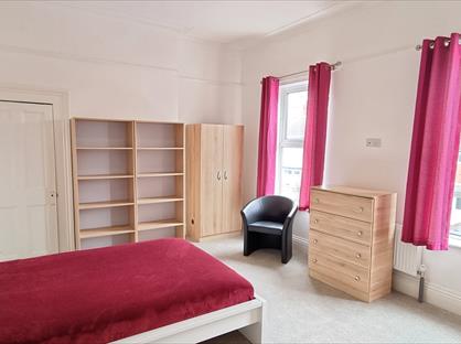 Room in a Shared House, Lambert Street, HU5