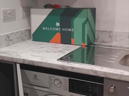 1 Bed Flat, Portobello Grove, L6